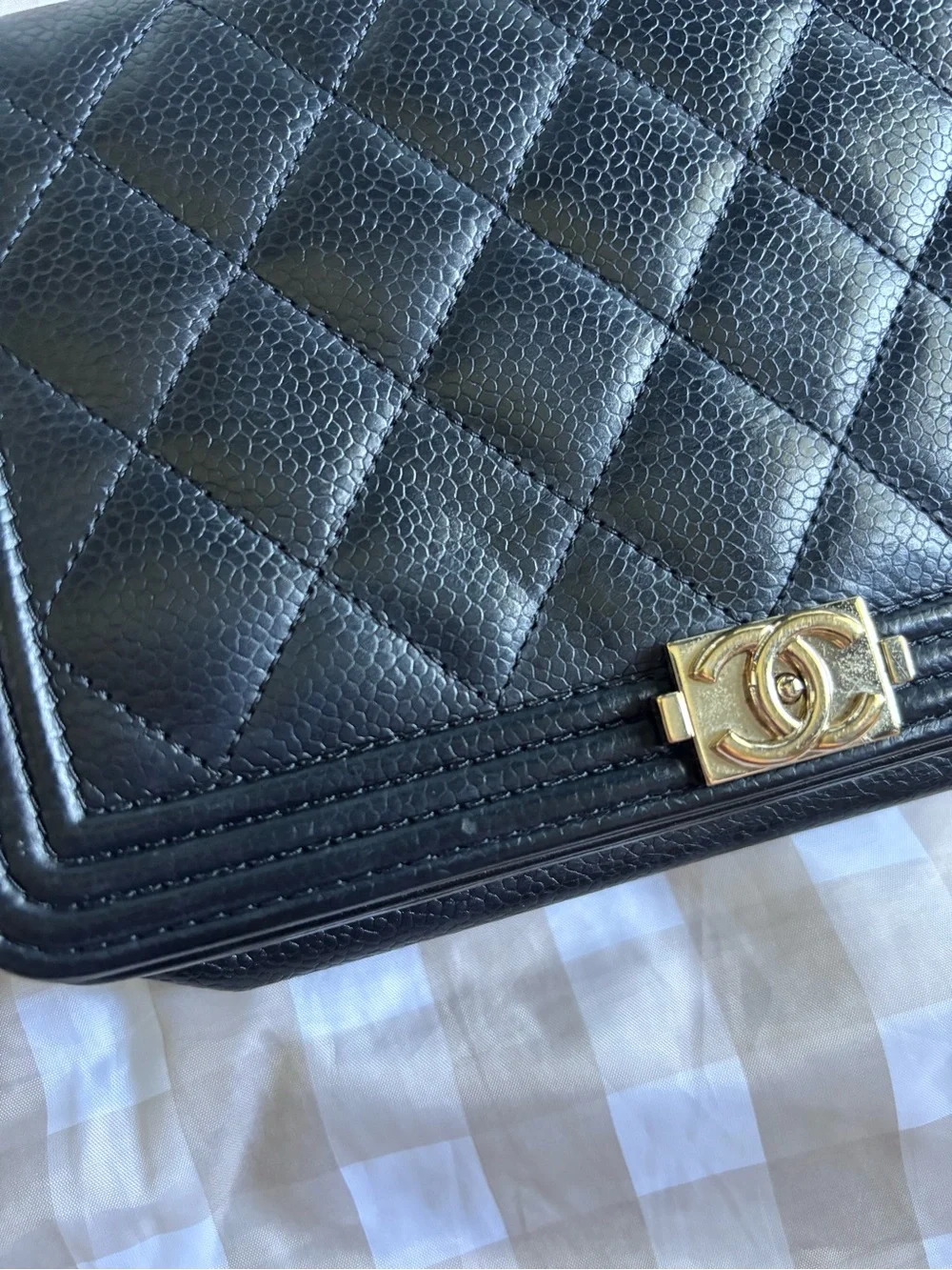 CHANEL wallet chain